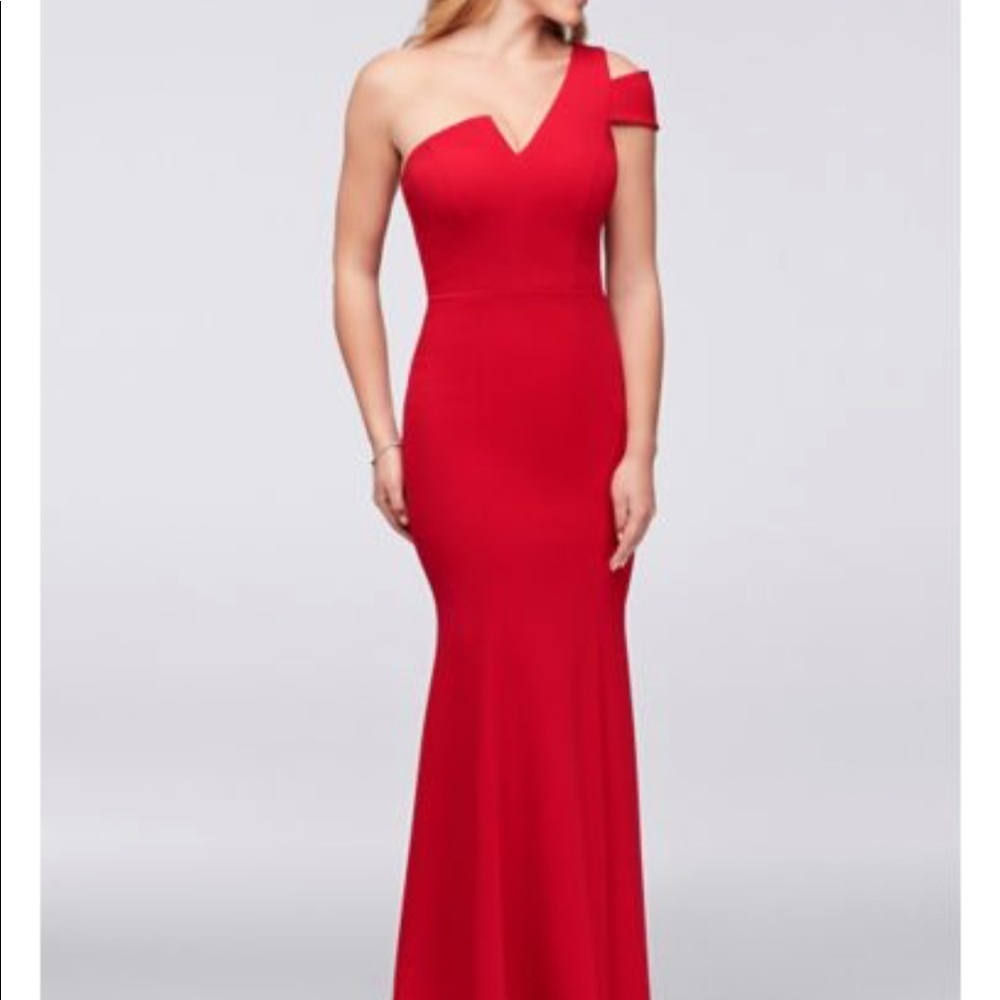 BETSY & ADAM Red A-Line Formal/Prom Gown NWT